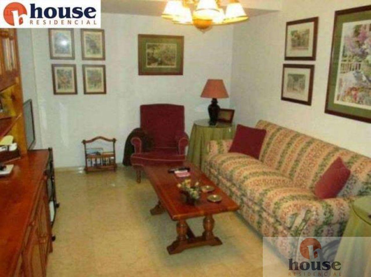 For sale of flat in Córdoba