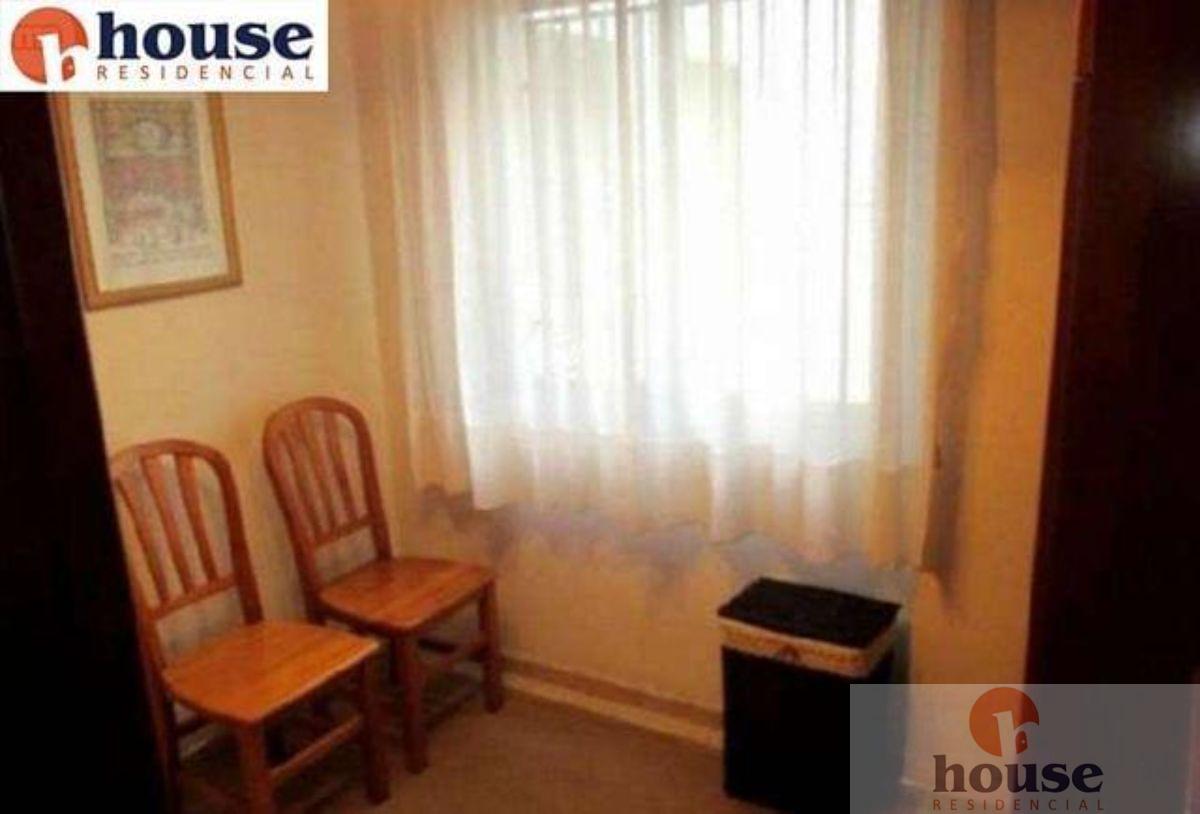 For sale of flat in Córdoba