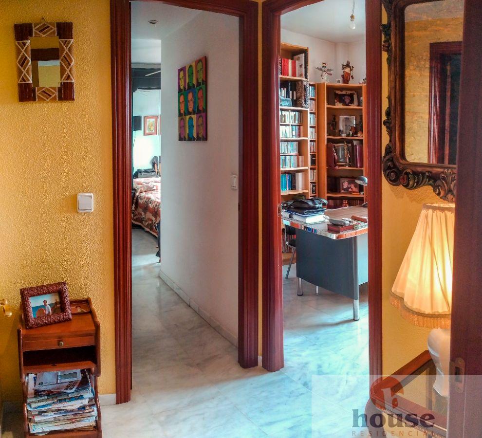 For sale of flat in Córdoba