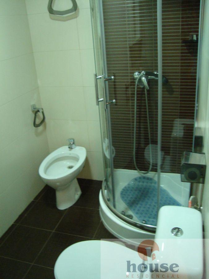For sale of flat in Córdoba