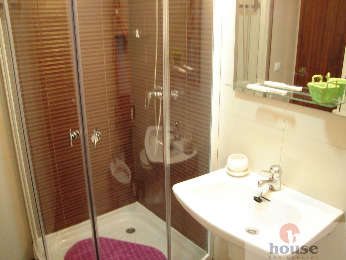 For sale of flat in Córdoba