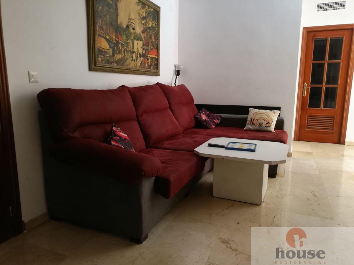 For sale of flat in Córdoba