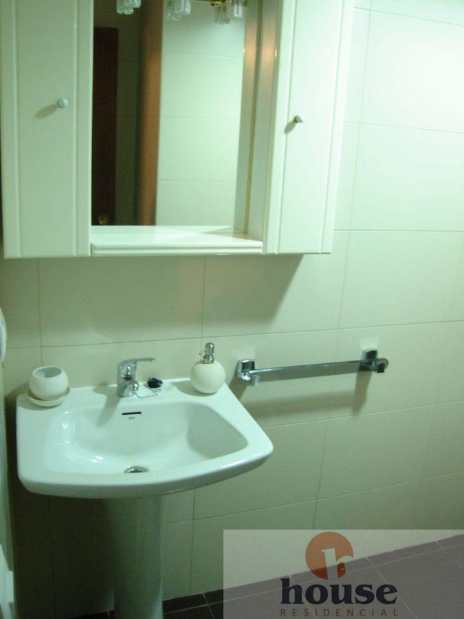 For sale of flat in Córdoba