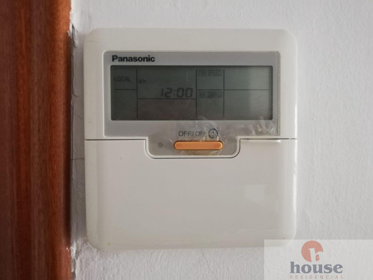 For sale of flat in Córdoba