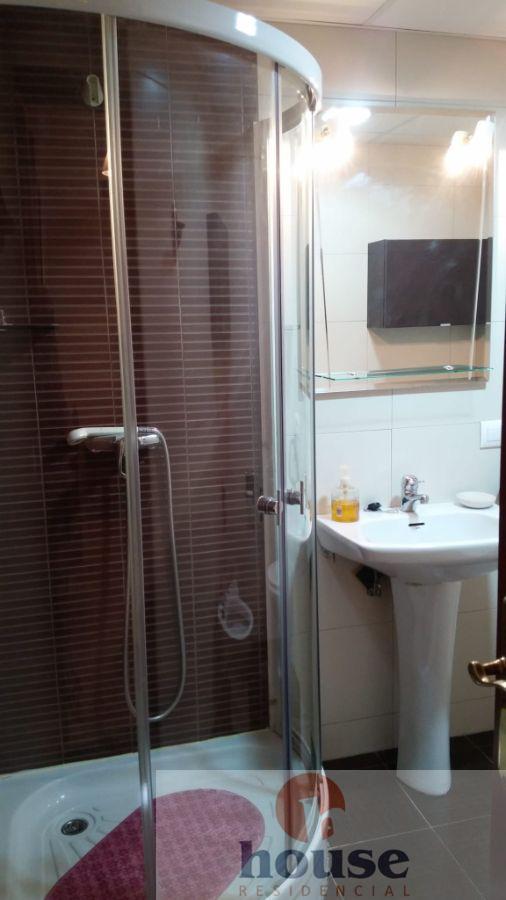 For sale of flat in Córdoba
