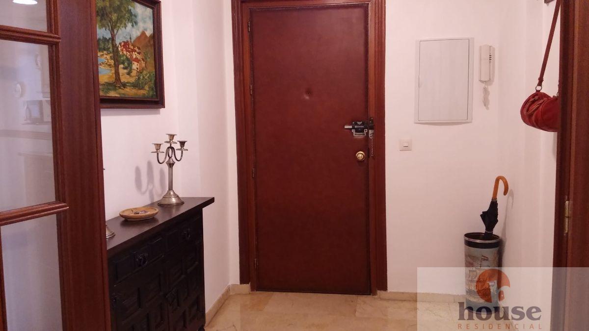 For sale of flat in Córdoba