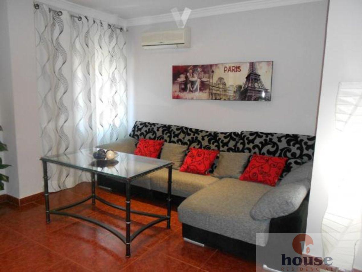 For sale of flat in Córdoba