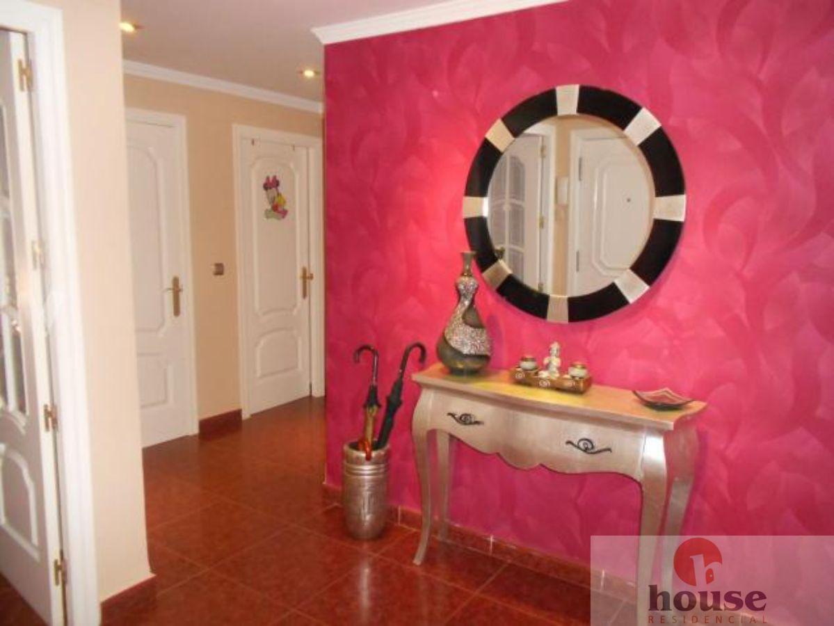 For sale of flat in Córdoba