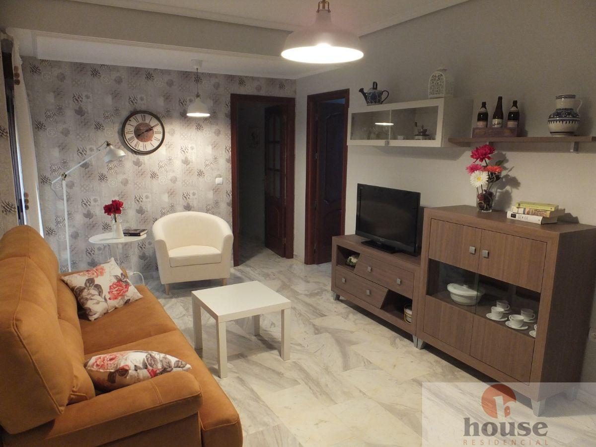 For sale of flat in Córdoba