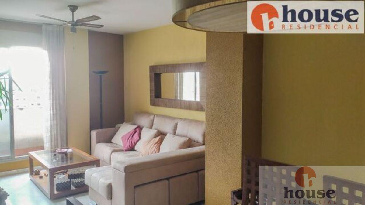 For sale of flat in Córdoba