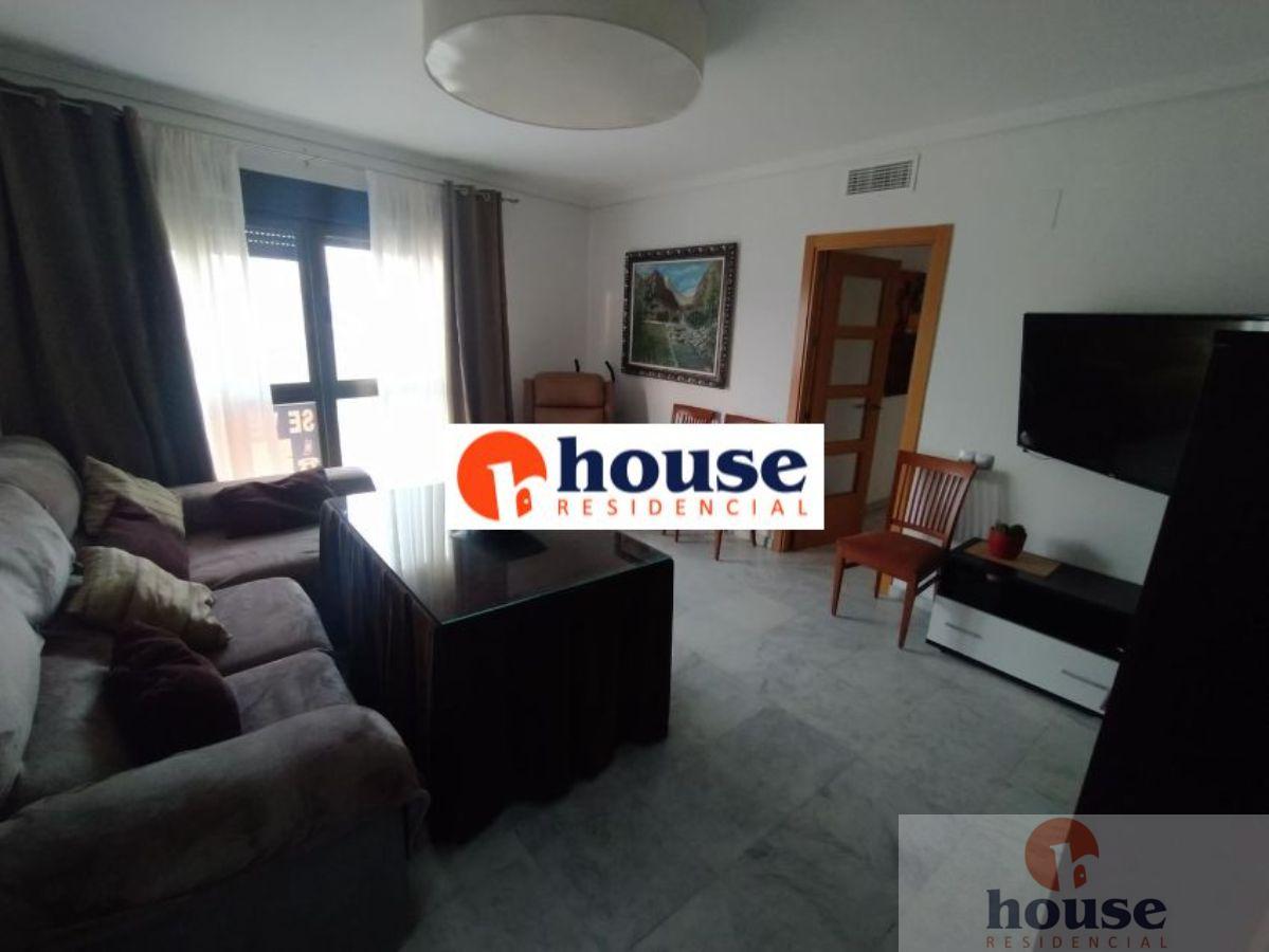 For sale of flat in Córdoba