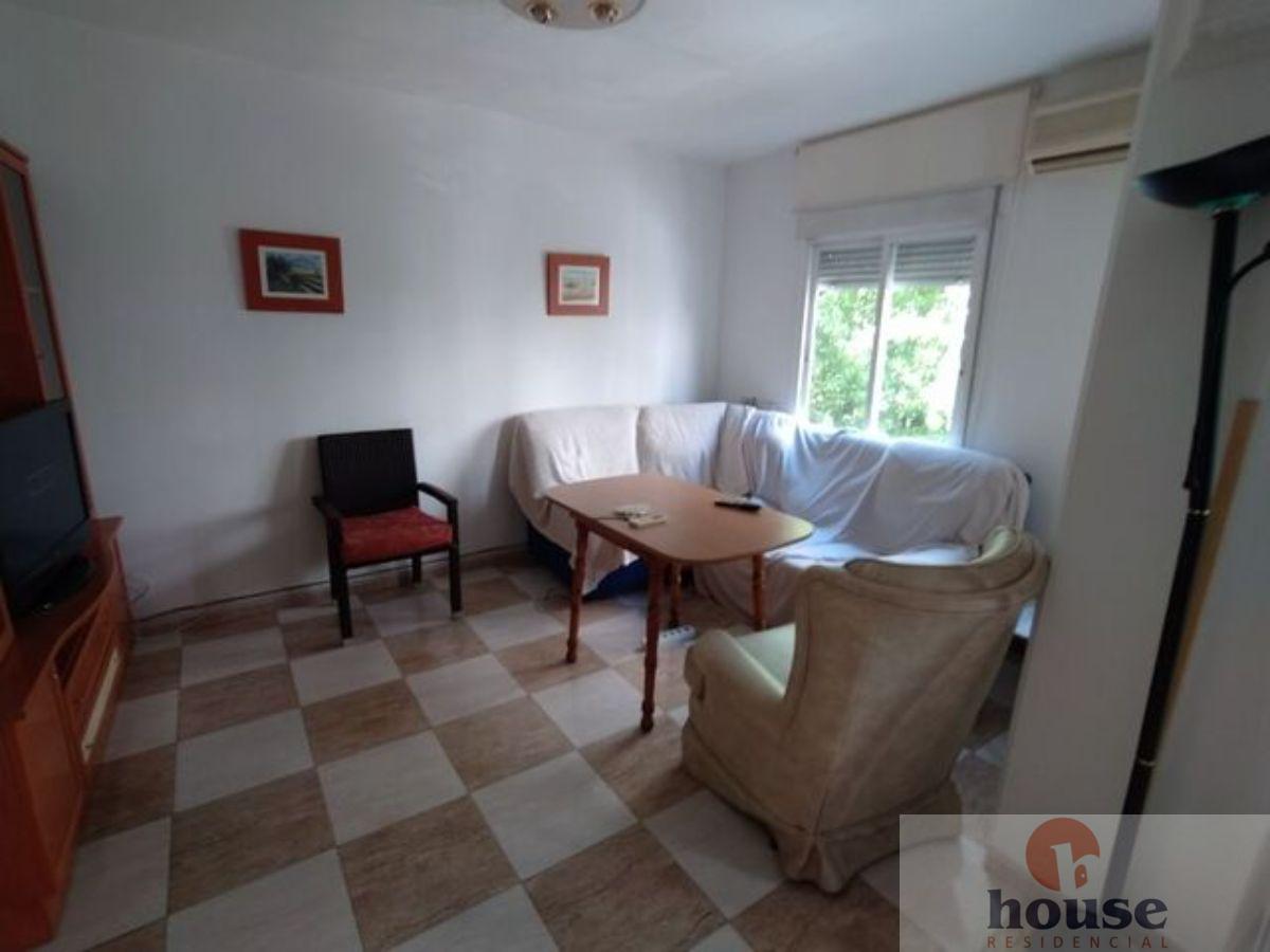 For sale of flat in Córdoba