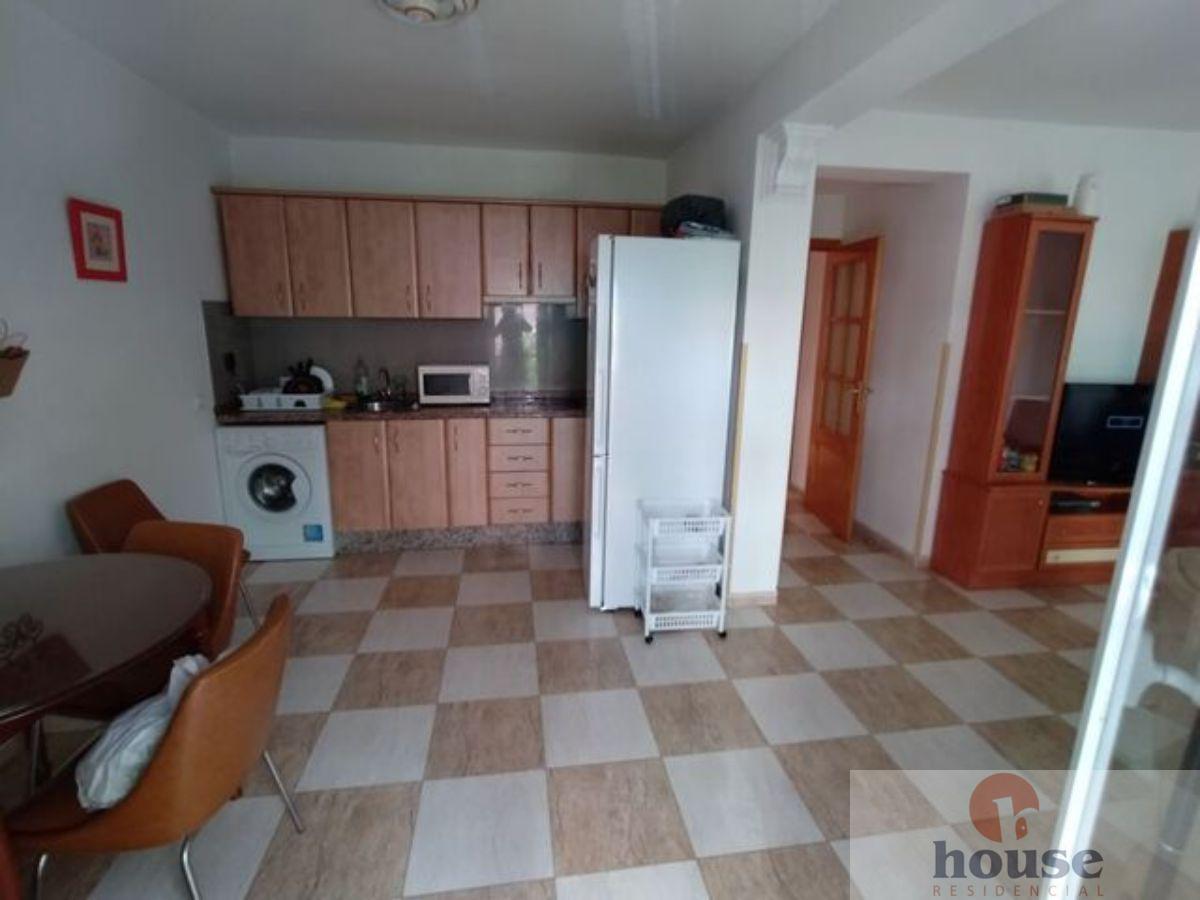 For sale of flat in Córdoba