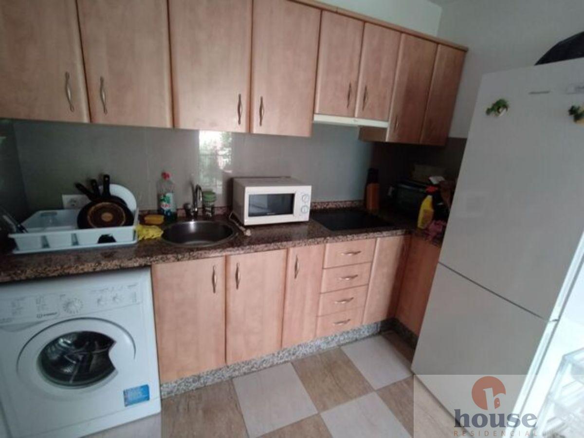 For sale of flat in Córdoba