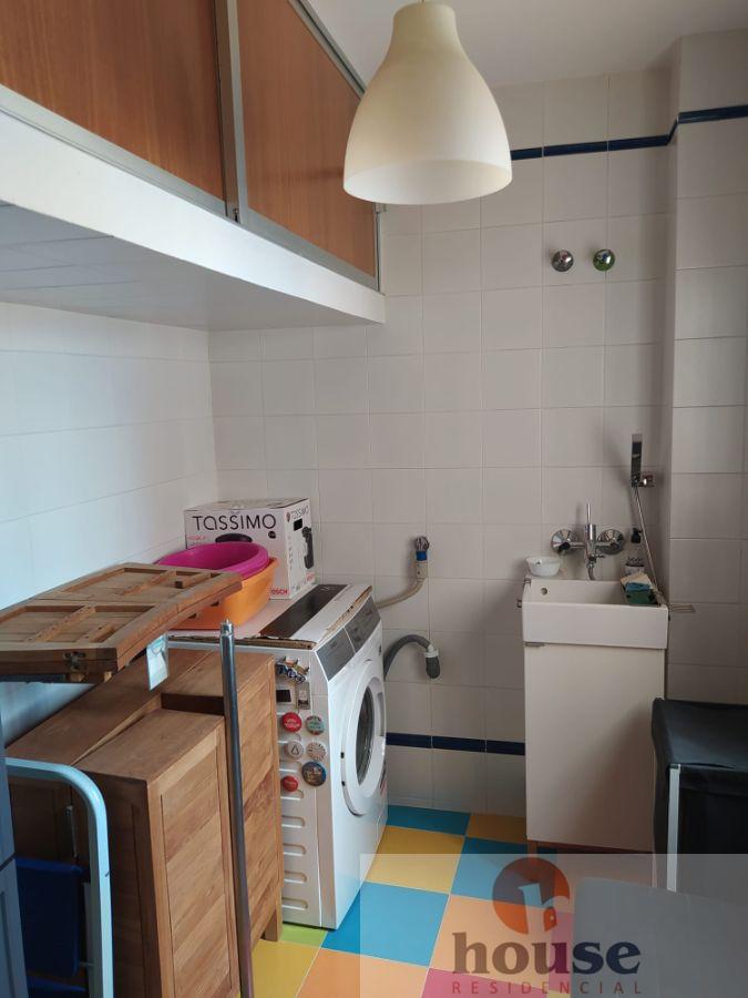 For sale of flat in Córdoba