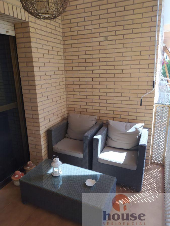 For sale of flat in Córdoba