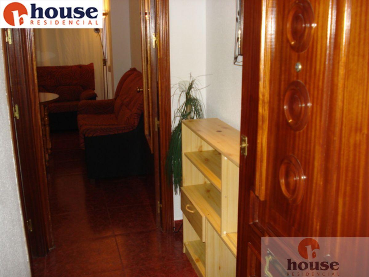 For sale of flat in Córdoba