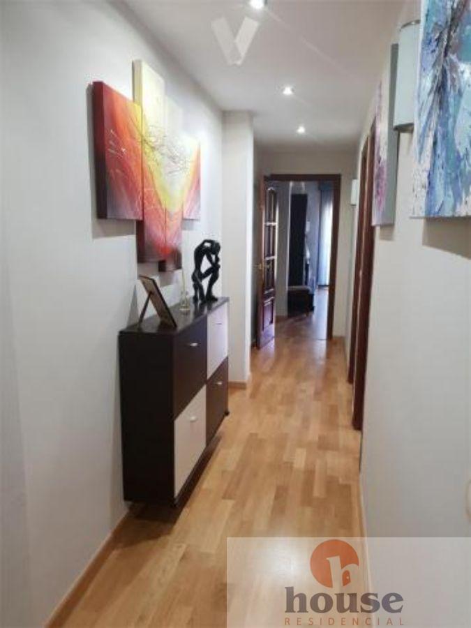 For sale of flat in Córdoba