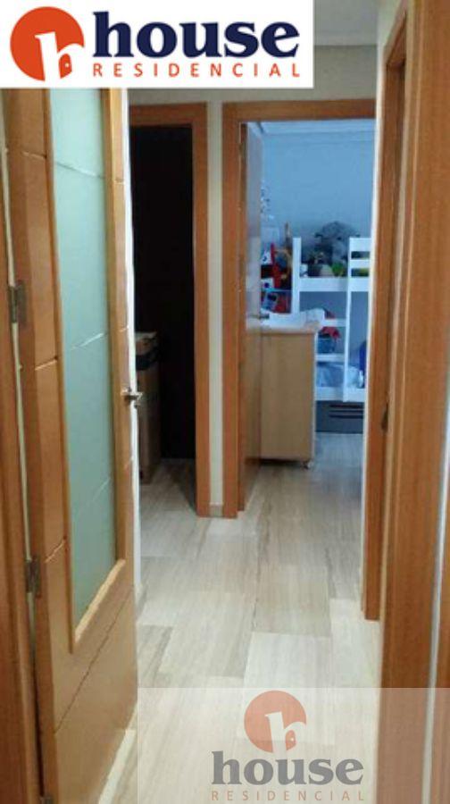 For sale of flat in Córdoba