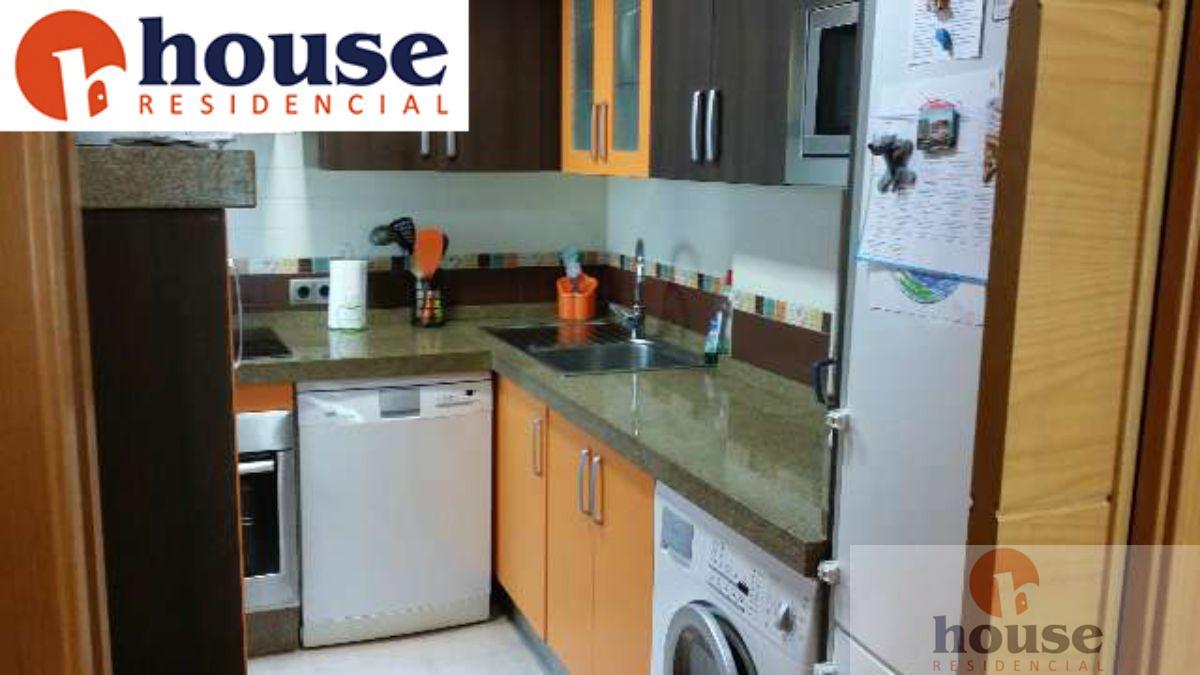 For sale of flat in Córdoba