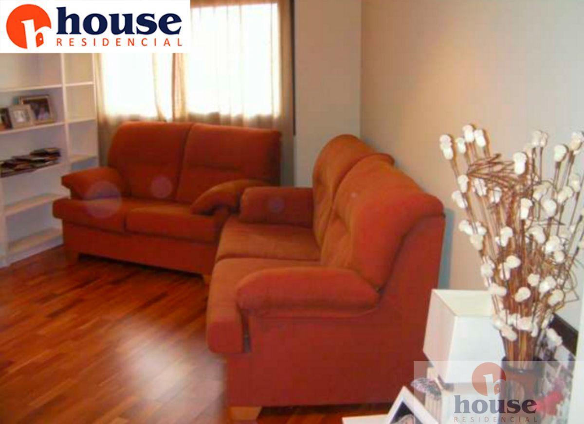 For sale of flat in Córdoba