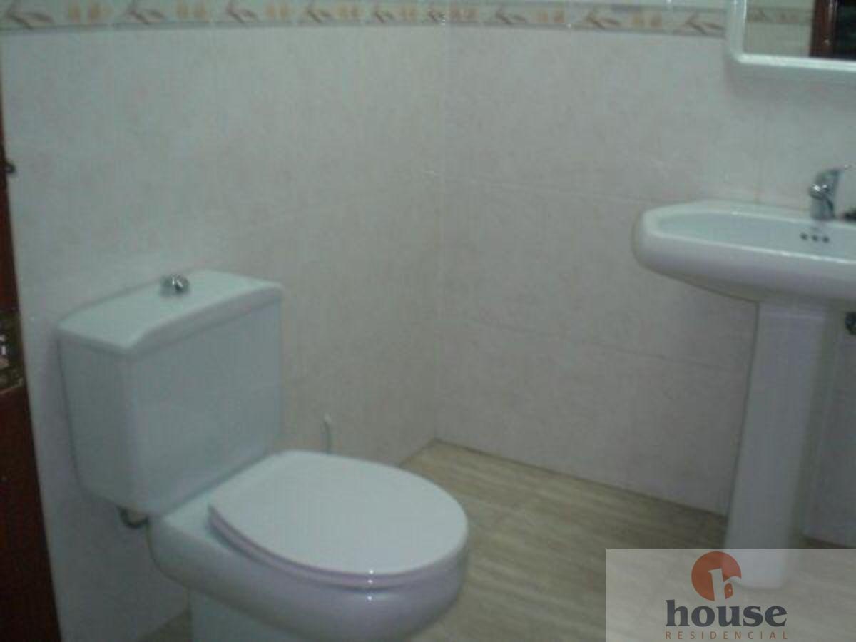 For sale of industrial plant/warehouse in Córdoba