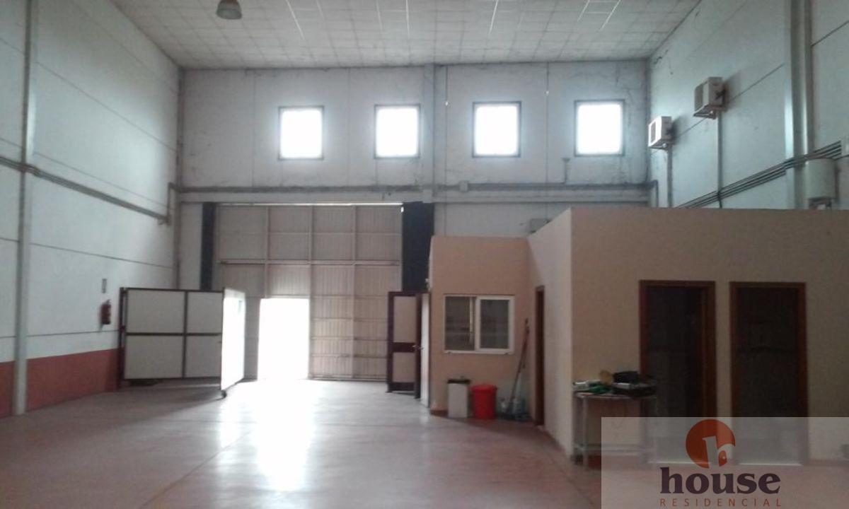 For sale of industrial plant/warehouse in Córdoba