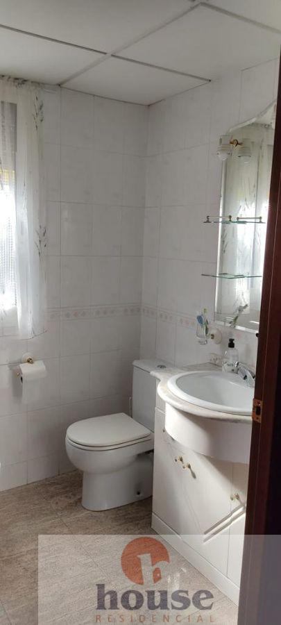 For sale of flat in Córdoba