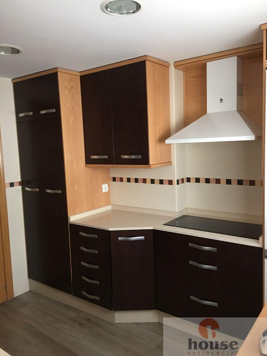 For sale of flat in Córdoba