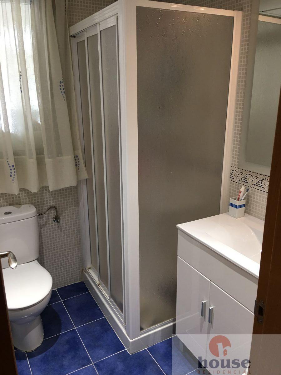 For sale of flat in Córdoba