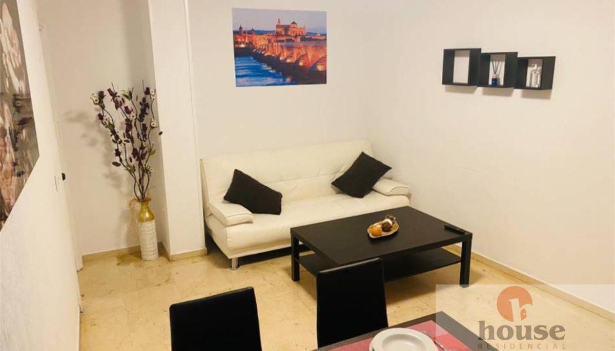 For sale of flat in Córdoba