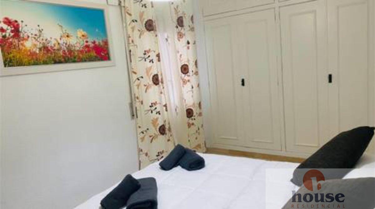 For sale of flat in Córdoba