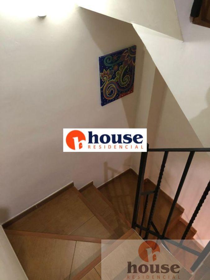 For sale of duplex in Córdoba