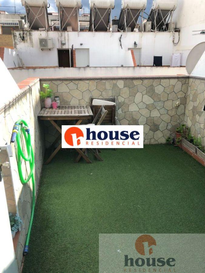 For sale of duplex in Córdoba