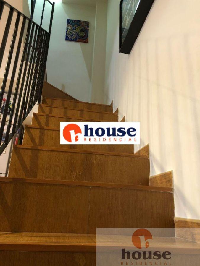For sale of duplex in Córdoba