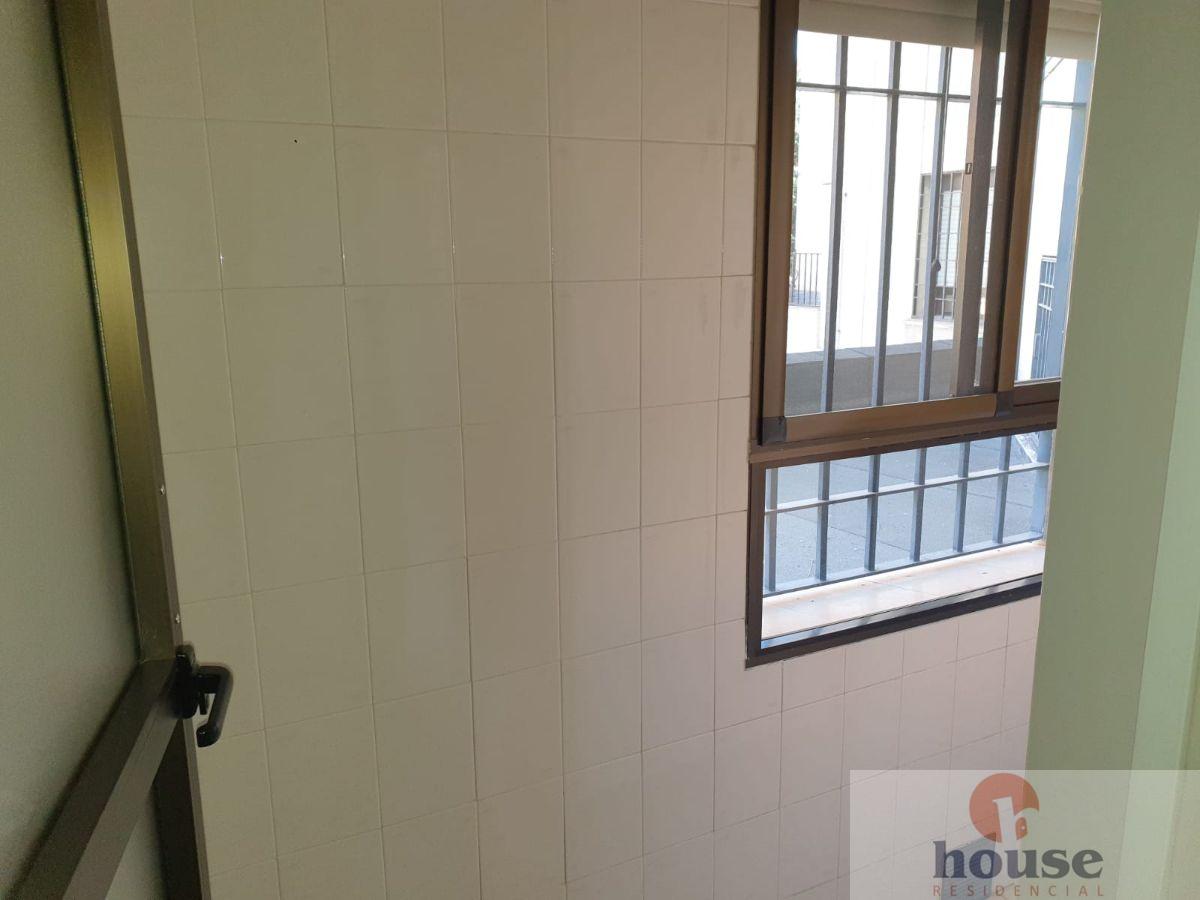 For sale of flat in Córdoba