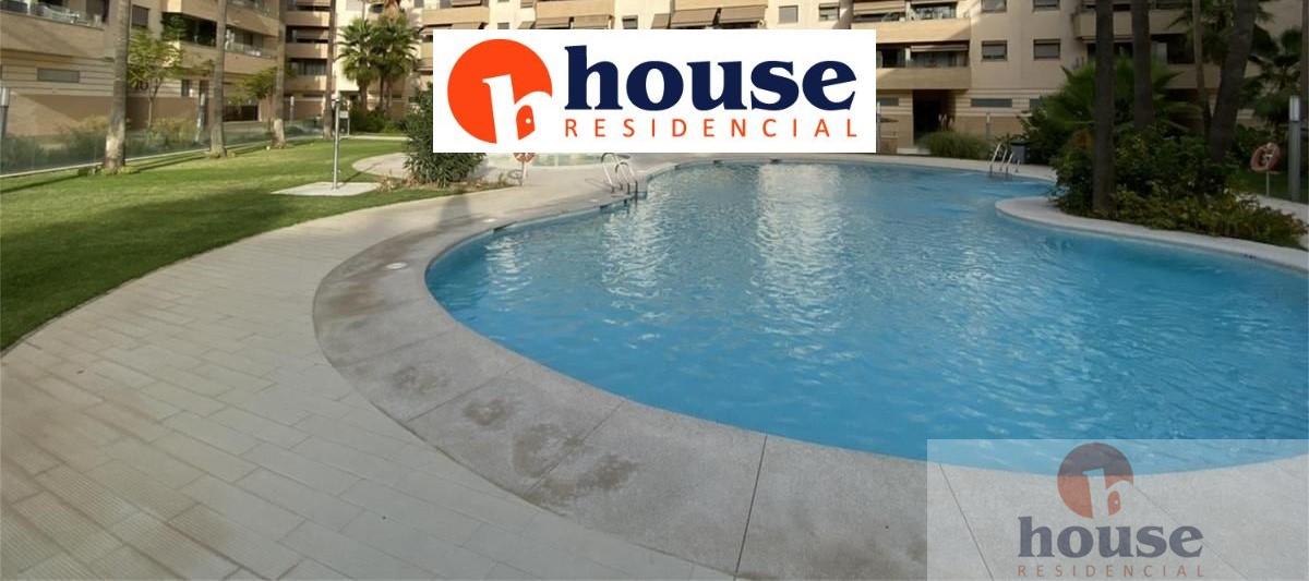 For sale of flat in Córdoba