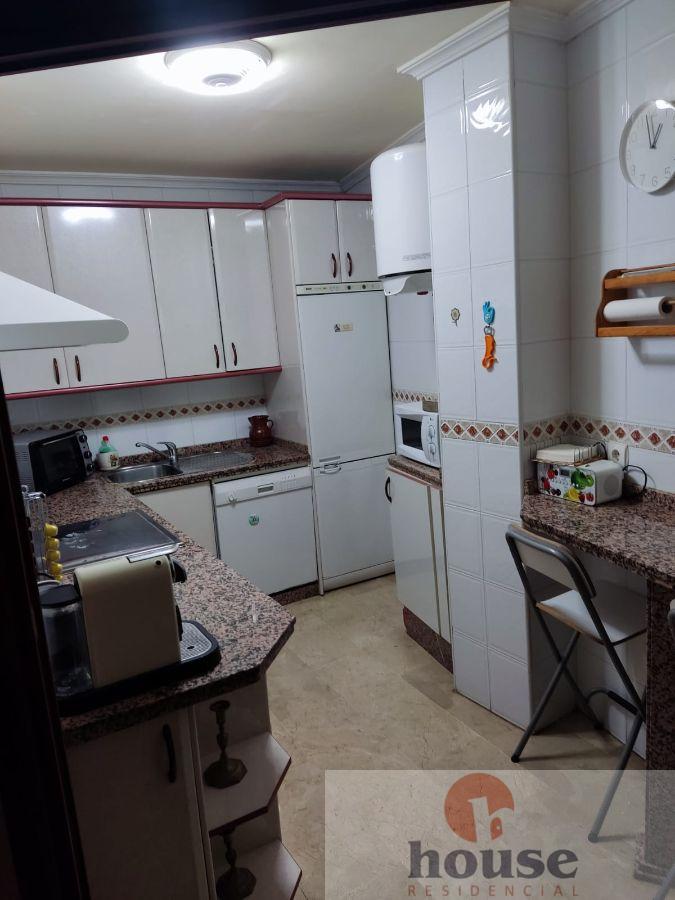 For sale of flat in Córdoba