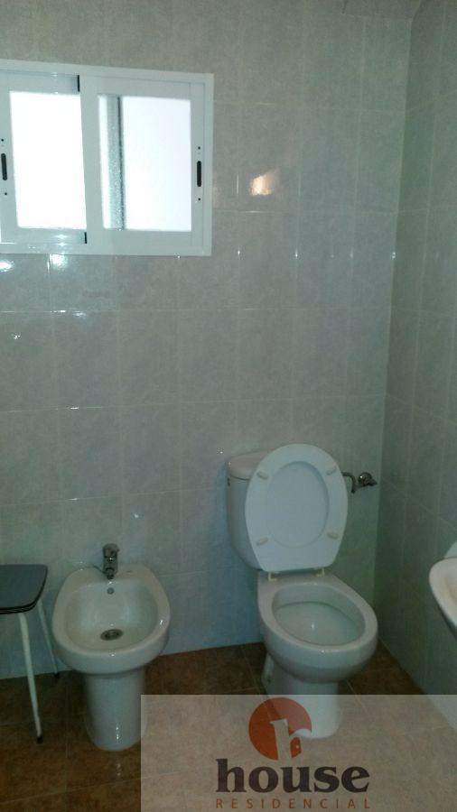 For sale of flat in Córdoba