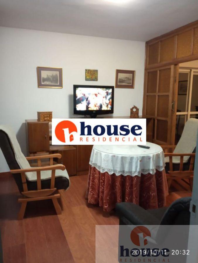 For sale of flat in Córdoba