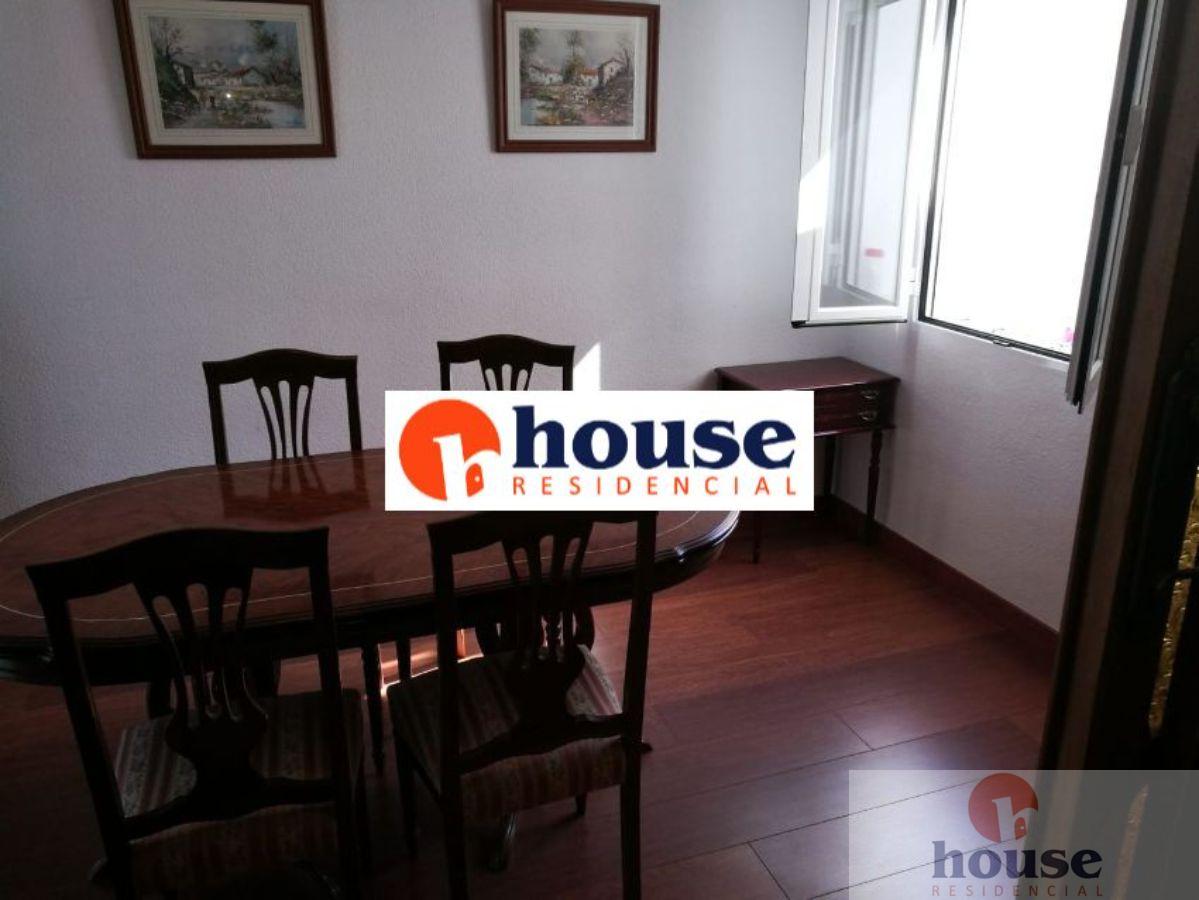 For sale of flat in Córdoba