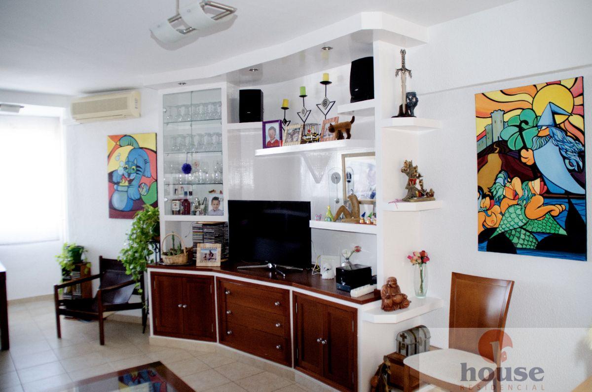 For sale of flat in Córdoba
