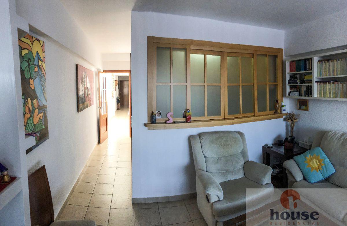 For sale of flat in Córdoba