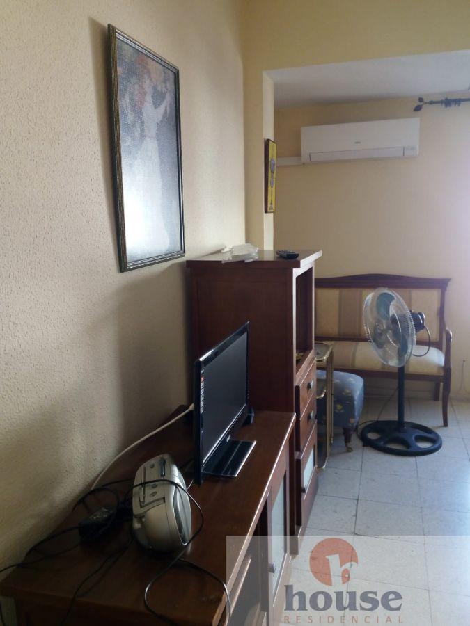 For sale of flat in Córdoba