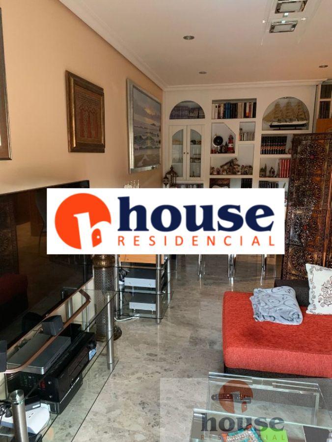 For sale of flat in Córdoba