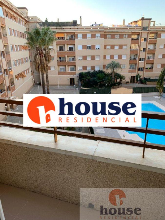 For sale of flat in Córdoba