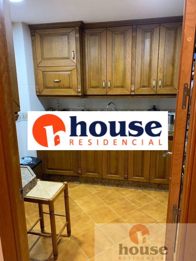 For sale of flat in Córdoba