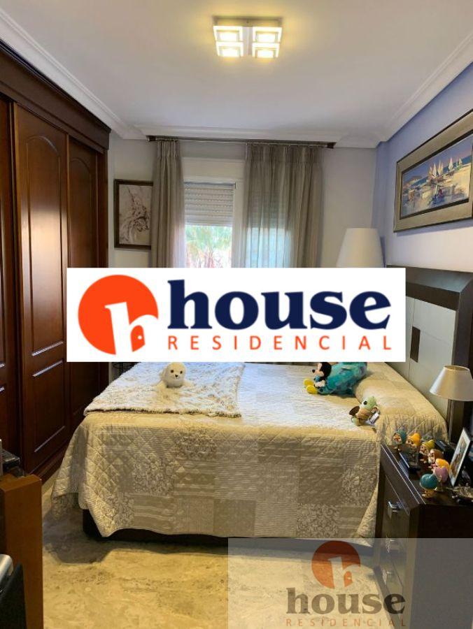 For sale of flat in Córdoba