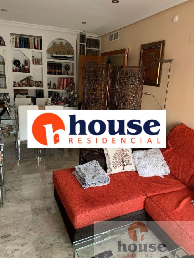 For sale of flat in Córdoba