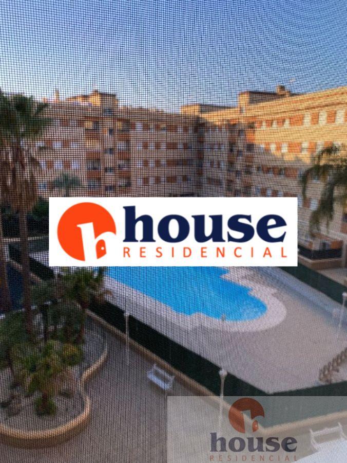For sale of flat in Córdoba